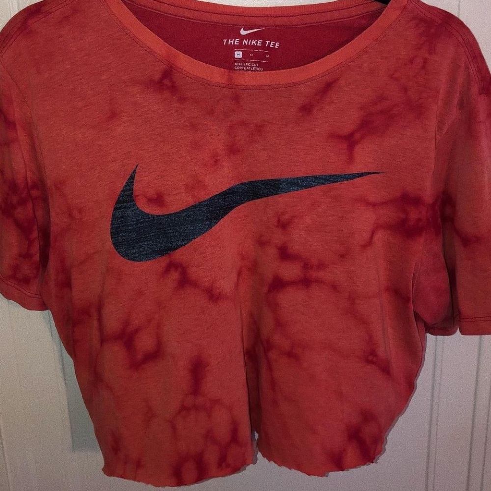 NIKE refurbished cropped T